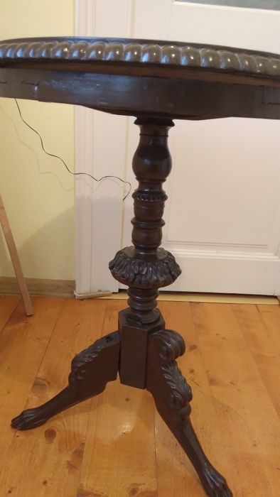 Masă,  scaune și Măsuțe lemn