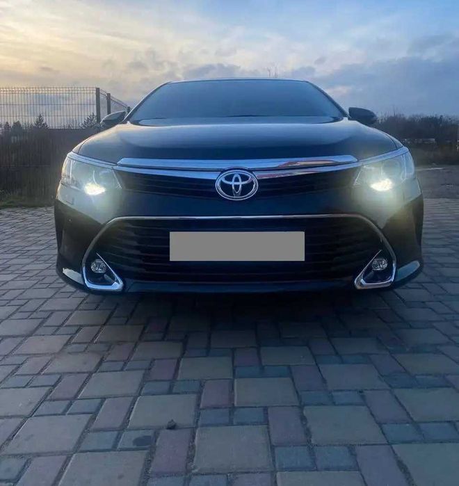 Toyota Camry 2016