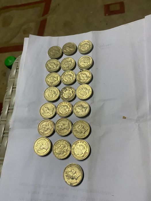 Vând monezi colecție Anglia& Turcia