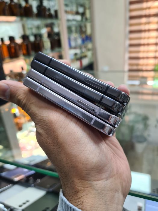 Samsung Z Flip5 8/256GB