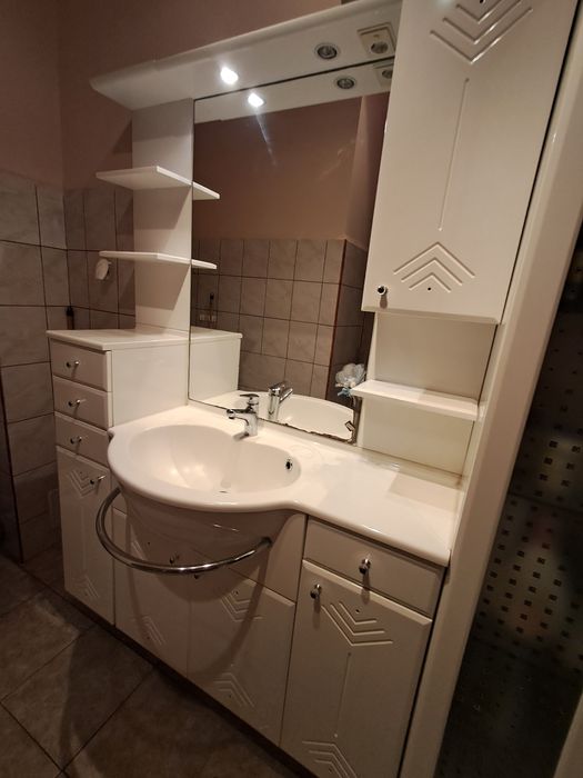 Mobila bucatarie,Mobila living.Mobila baie.