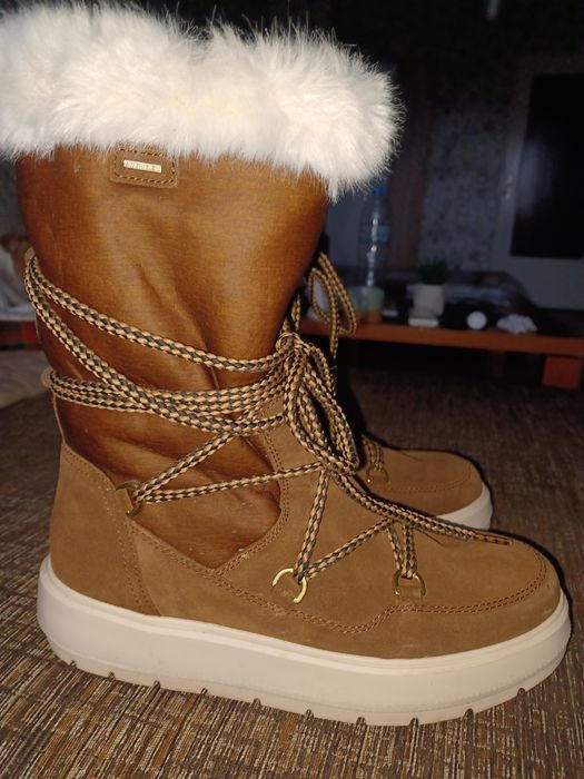 Ботуши GEOX  велур