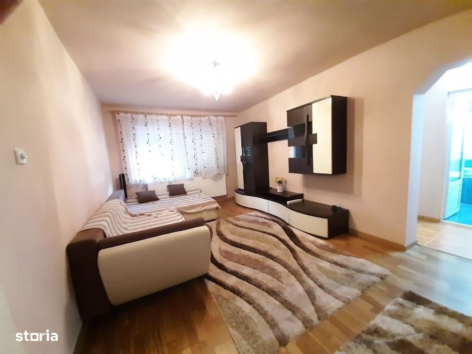 Vand apartament 3 camere PARTER, bloc caramida, Micro 16, Satu Mare