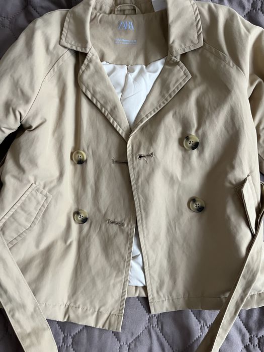 Елегантен Тренч за момиченце 86 р Zara