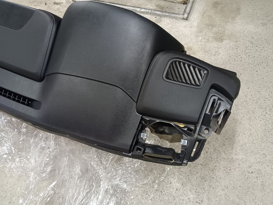 Понель торпеда на тоета Хайлендер 2023