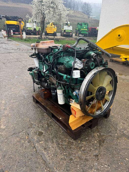 De vanzare motor Volvo D6B180