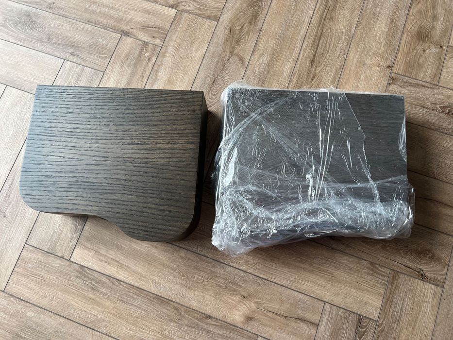 Продам 2 прикроватные тумбы