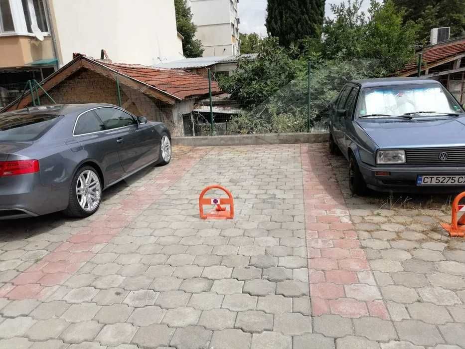 Паркомясто под наем в Центъра 133986