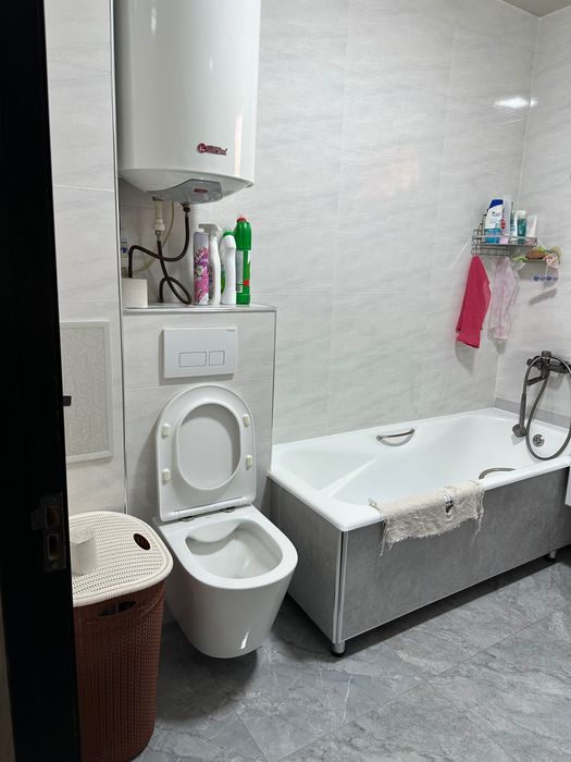 Продаётся 2-х комнатная кв в центре