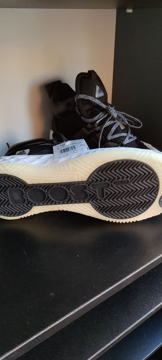 Ghete baschet Adidas