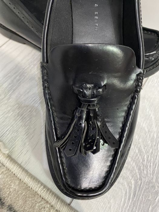 Продам лоферы charlies & keith