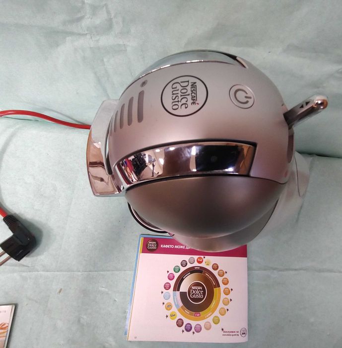 Кафемашина с гаранция 1 година NESCAFÉ® Dolce Gusto Delonghi Genio 2