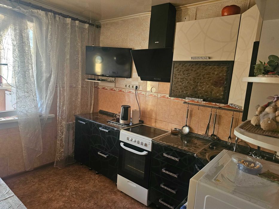ПРодам кухонный гарнитур