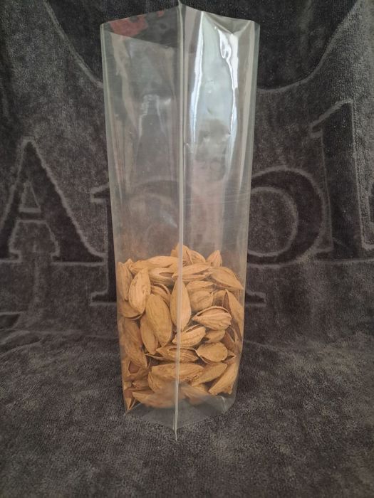 Upakovka uchun paket 18×25sm razmerda 5.000tacha bor narxi kelishiladi