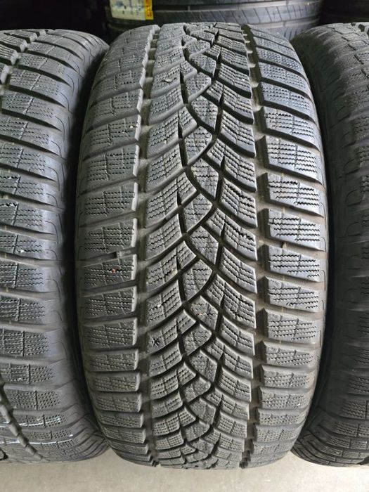 255/45/20 Goodyear, зимни гуми - 4 бр.