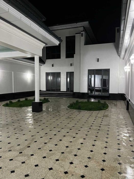 UY SOTILADI 5xona,4sotix 4sanuzel, +TERASSA