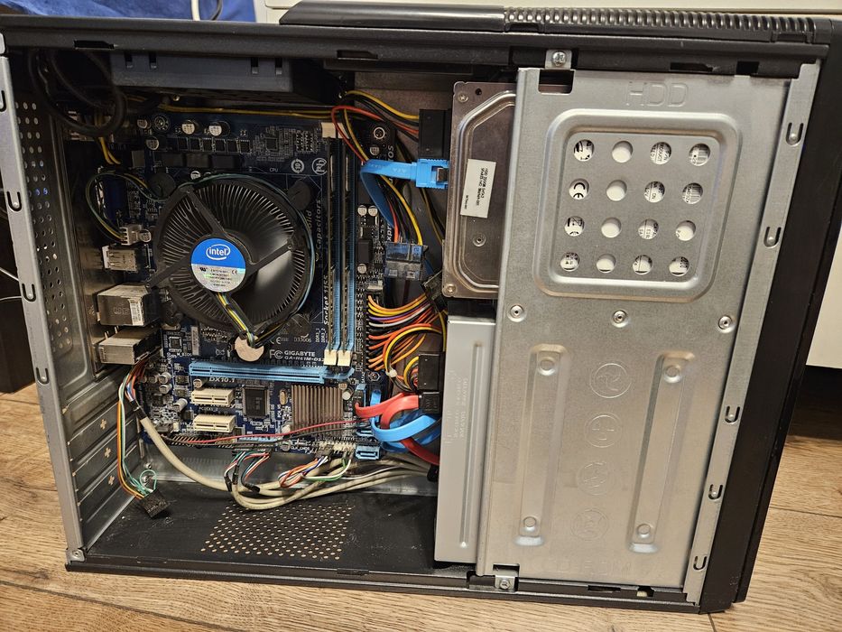 Dezmembrez unitate pc socket 1155 (i5 3470)