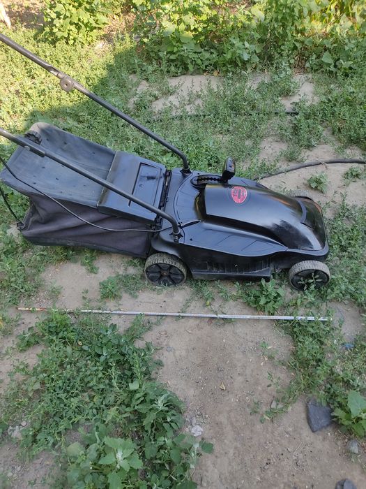 Электрогазонокосилка