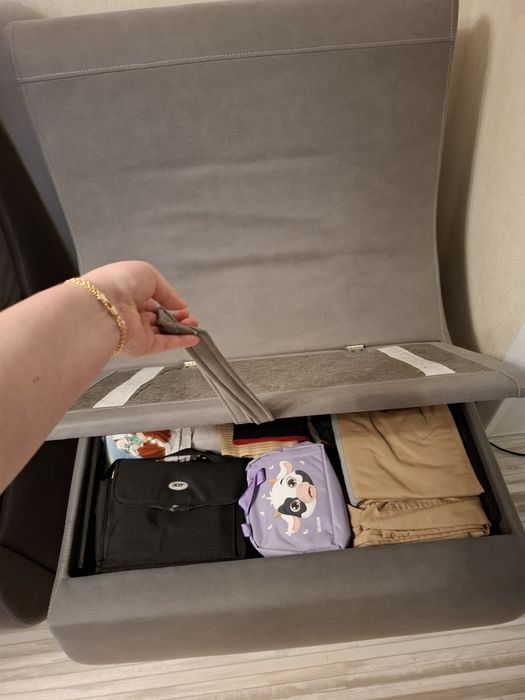 Часть от дивана,с ящиком