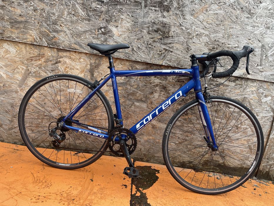 Bicicleta cursiera Carrera zelos  cadru aluminiu roti 28”