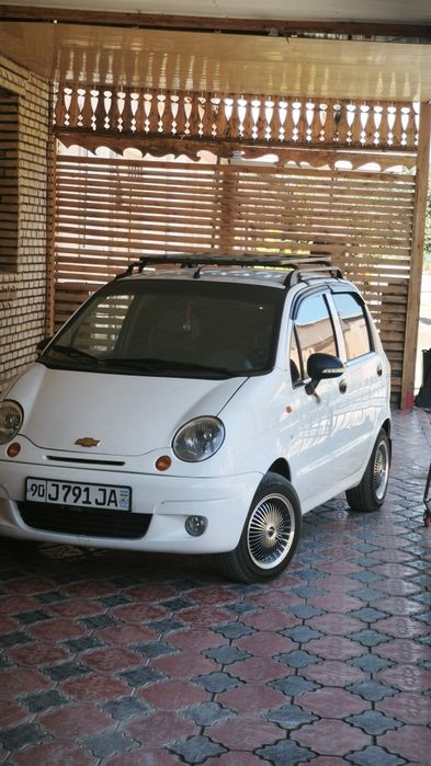 Matiz sotiladi pol luks