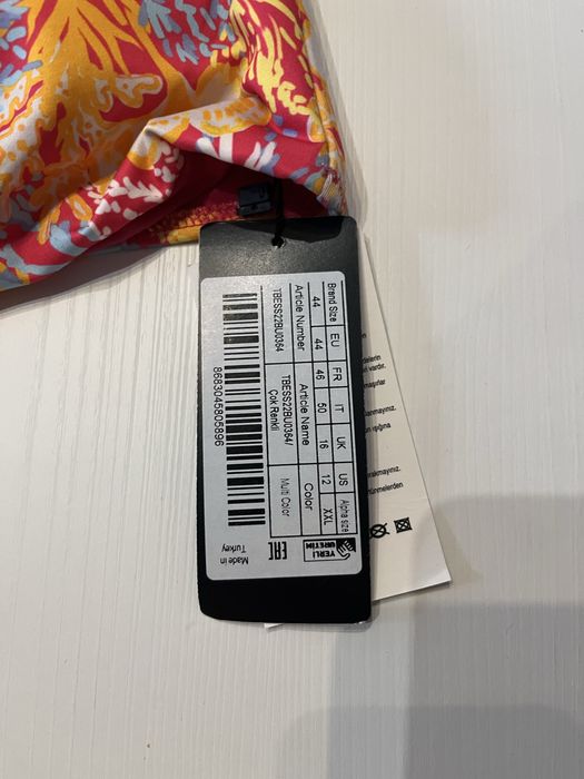 Sutien de baie nou marimea 44