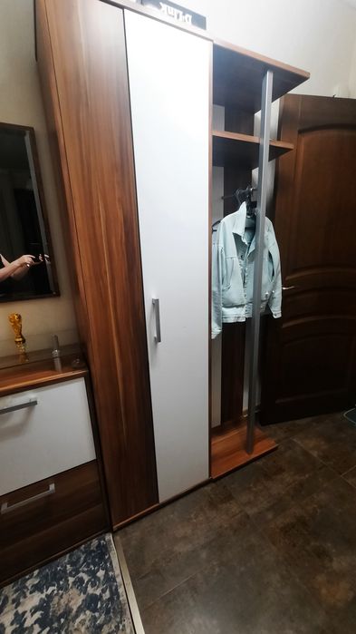 Мебель, шкаф для прихожки