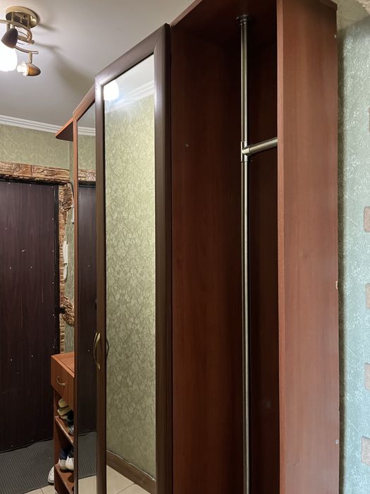 Шкаф для прихожей