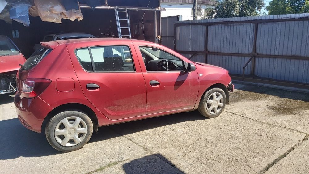Dezmembrez Dacia Sandero 1,5 DCI 2015 Visiniu