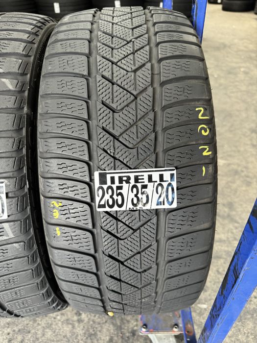235/35/20 Pirelli M+S