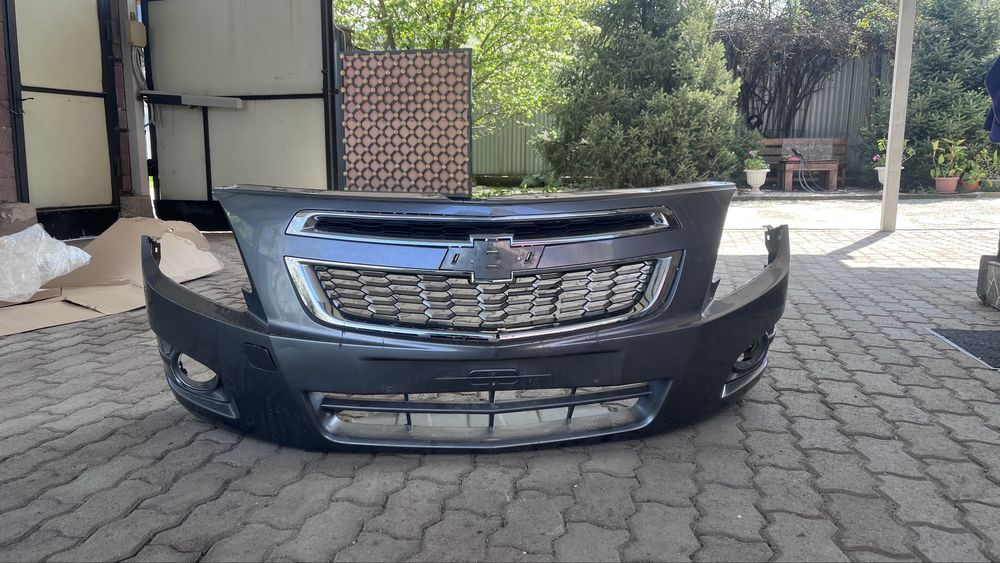 Бампер на кобальт передний