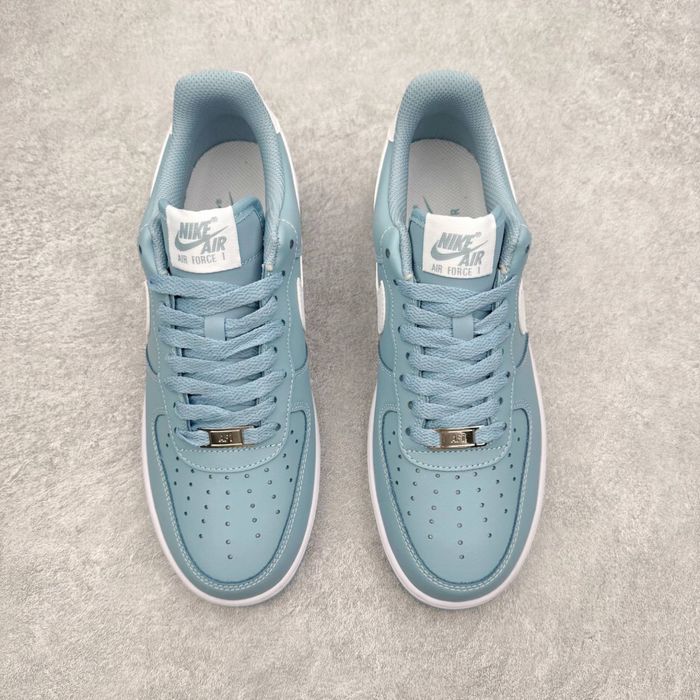 продам Nike Air Force