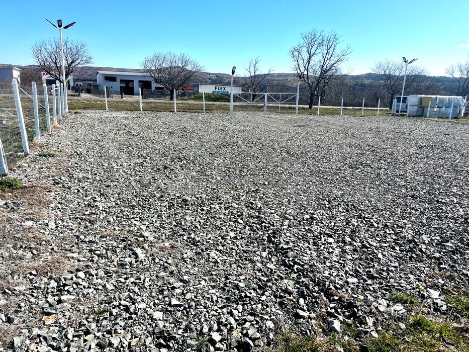 Дава се под наем Парцел в Айтос - 2100 кв.м за 204 € - Снимка #3