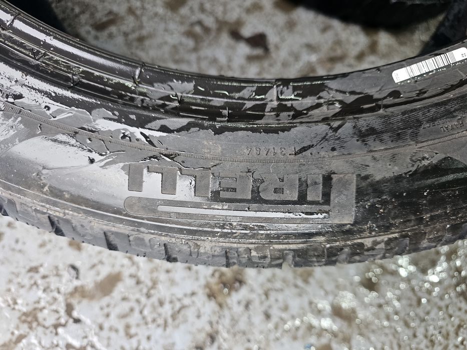 255 45 20 m+s pirelli