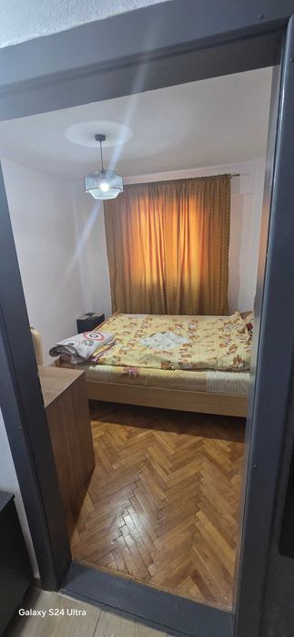 Apartament de închiriat
