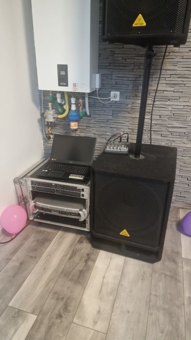 Sistem audio behringer