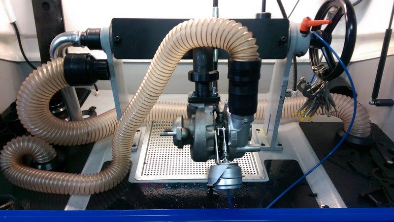 Turbina 1.6 Ford Focus 1.6 tdci 109cp Turbo nou reparat Service Montaj