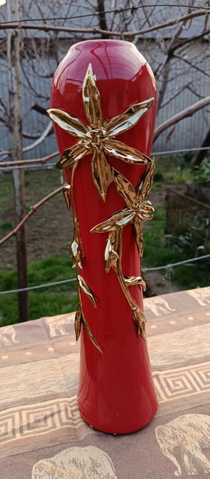 Продам кашпо, вазы для цветов