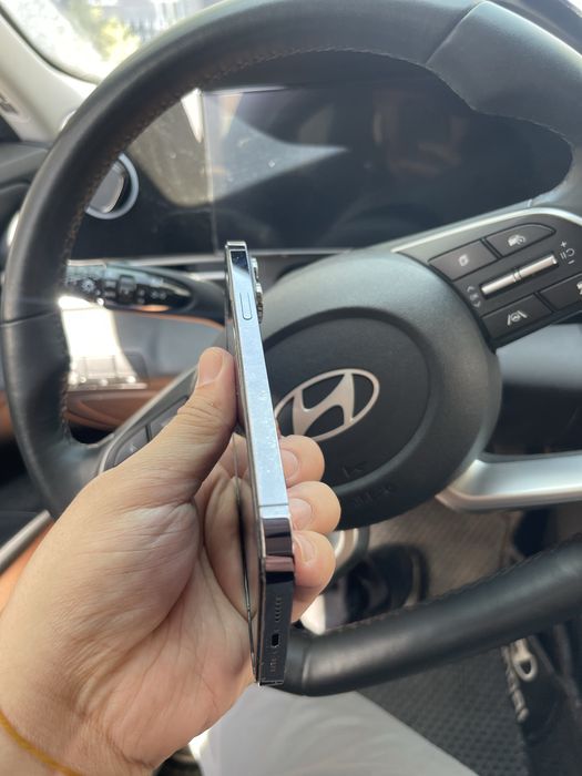 Продам Айфон 14 про макс 512гб