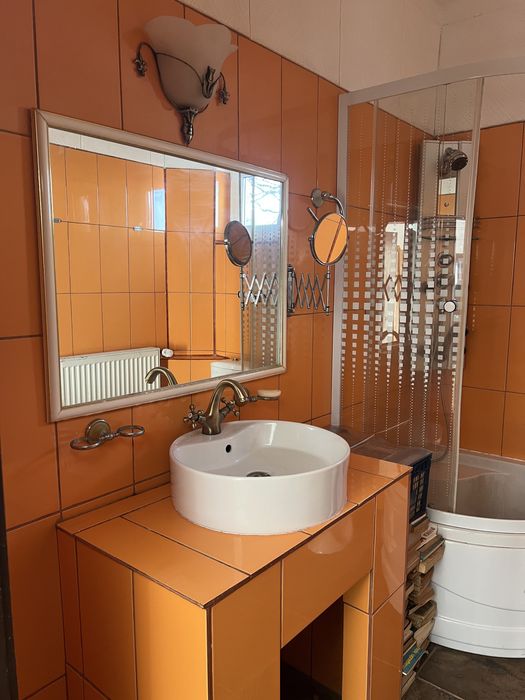 Casă de vânzare in centrul Ocnei Sibiului - langa strand