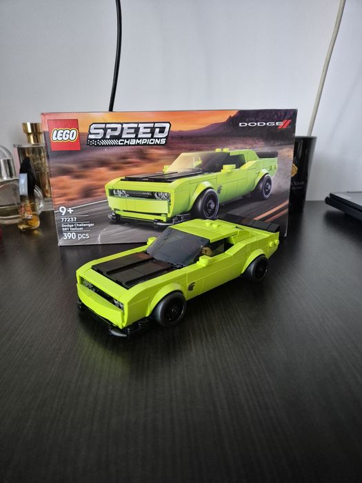LEGO Speed Champions - Dodge Challenger SRT Hellcat 77237