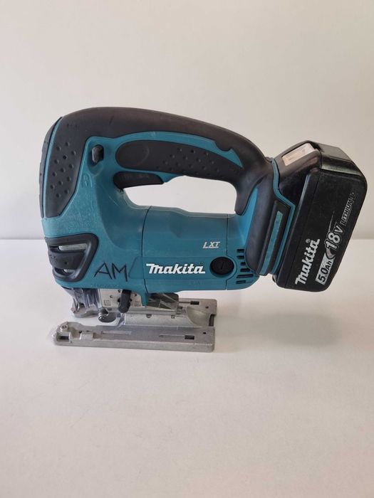 Pendular Fierastrau vertical Makita DJV180 cu acumulator 18V