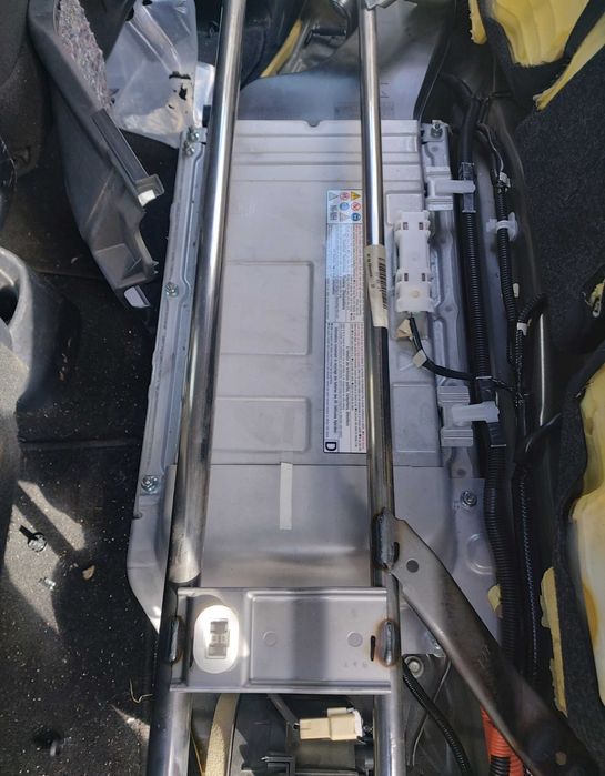 На Части Тойота ярис Toyota yaris 1.5 hybrid