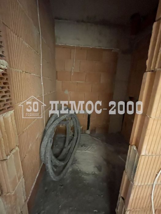 Двустаен апартамент ново строителство квартал Виница