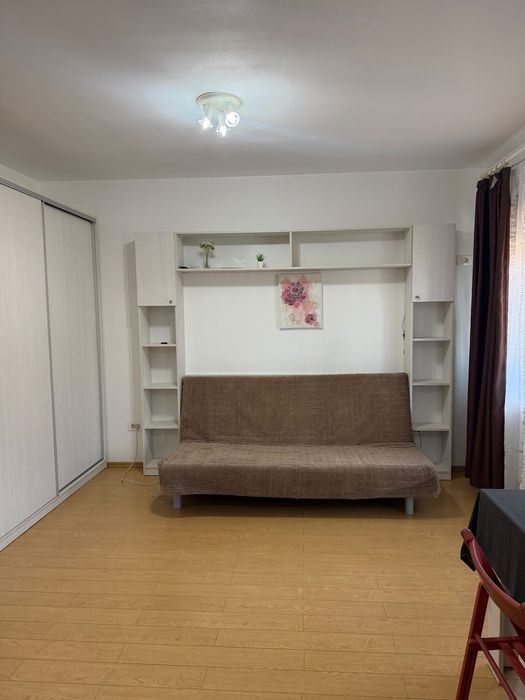 Proprietar inchiriez garsoniera Rezervelor 64 37mp parcare
