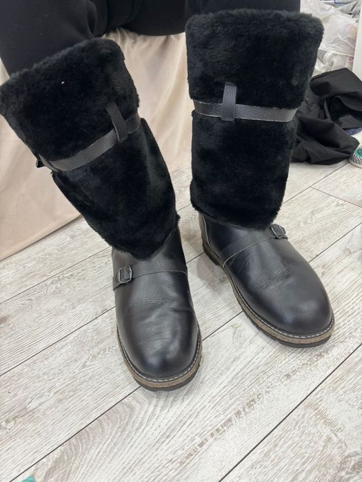 Продам унты натуральный