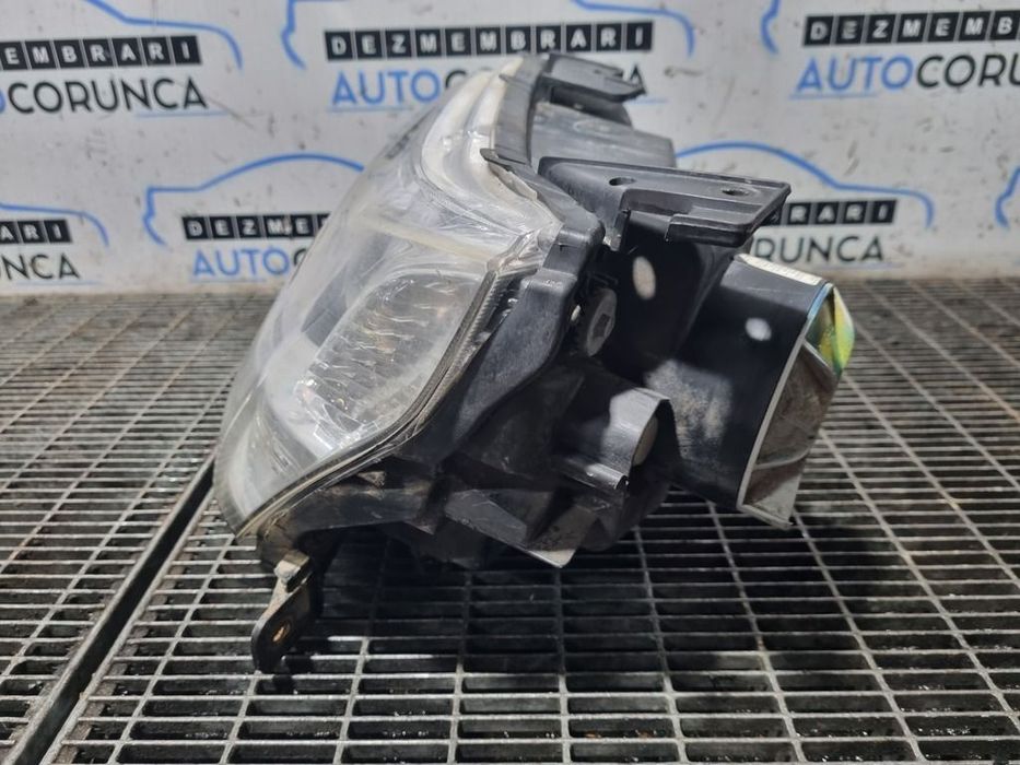 Far Stanga Suzuki Grand Vitara 2006 - 2012 SUV 4 Usi (1308) Xenon