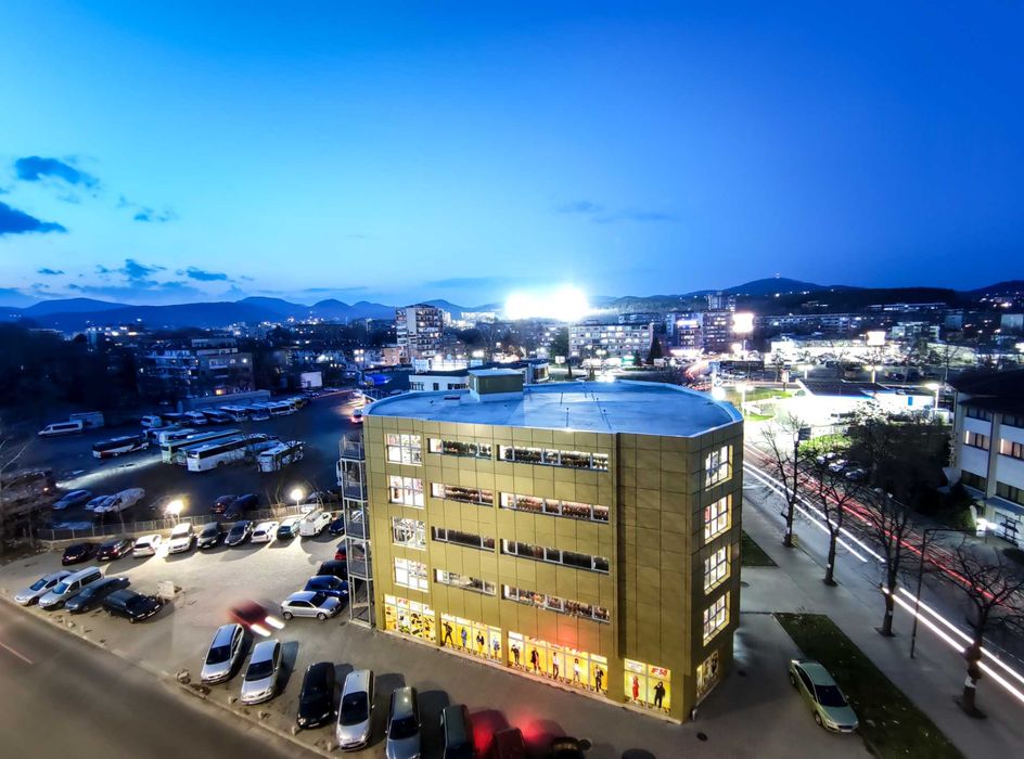 Под-наем, апартамент с Хотелско Изживяване до Автогарата в Кърджали