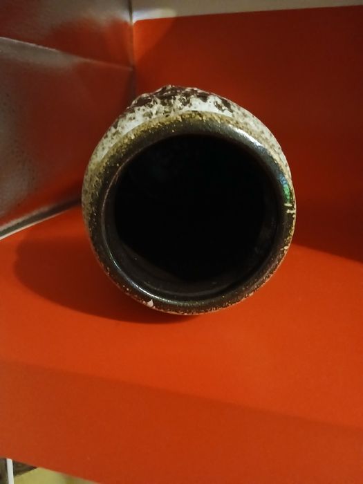 Vaza din ceramica,vintage,realizata cu tehnica Fat Lava