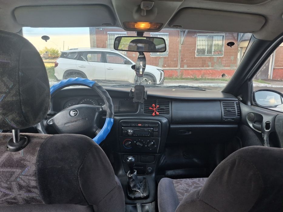 Продаётся опель вектра б универсал